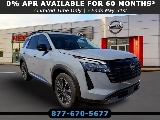 2026 Nissan Pathfinder Platinum 4WD's photo