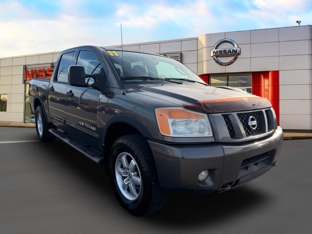 2011 Nissan Titan PRO-4X's photo