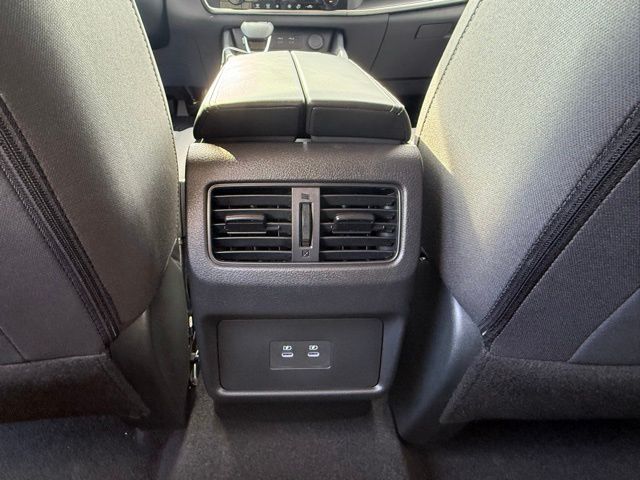 2026 Nissan Rogue SV - Photo 19