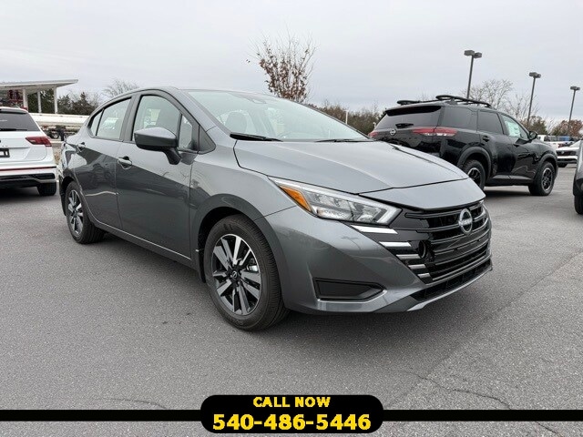 2025 Nissan Versa SV's photo