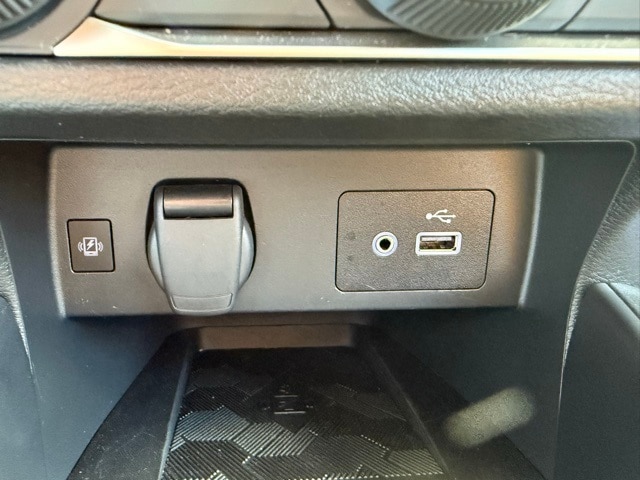 2024 Nissan Versa 1.6 SV photo 29