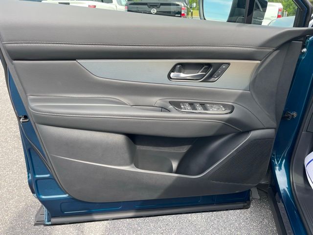 2025 Nissan Murano SL - Photo 10