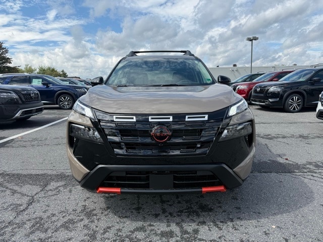 2026 Nissan Rogue SV photo 2