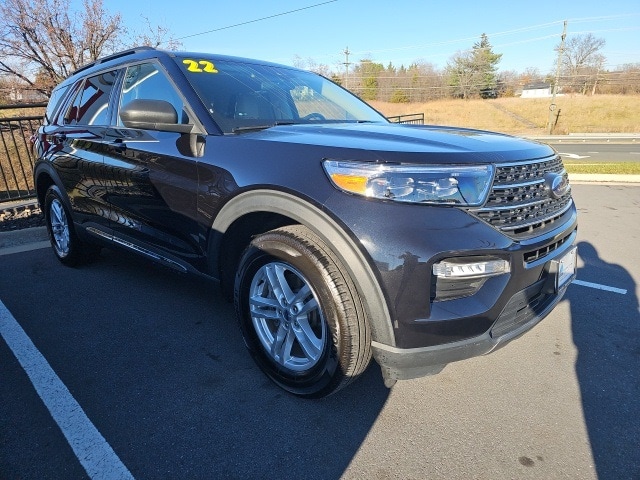 2022 Ford Explorer XLT photo 2