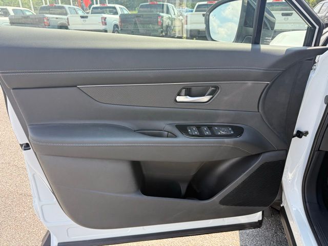 2025 Nissan Murano SV - Photo 10