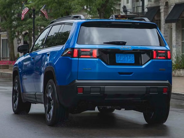 2026 Jeep Cherokee Rear Angle