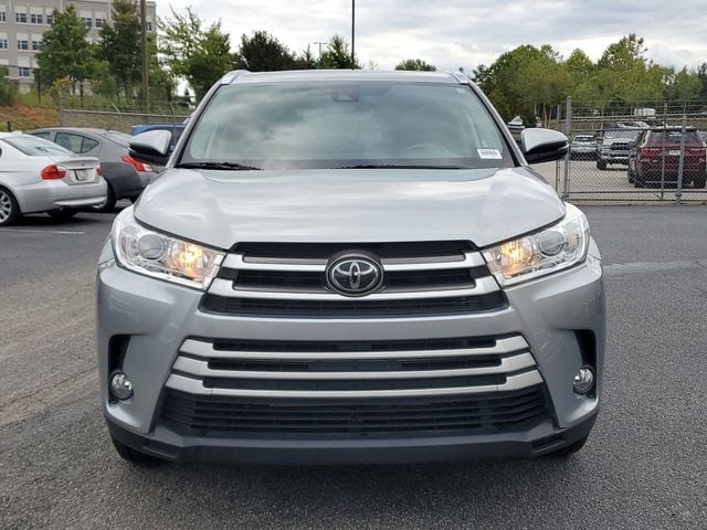 Used 2019 Toyota Highlander XLE with VIN 5TDKZRFH8KS555410 for sale in Jefferson, GA