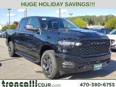 2026 Ram 1500 EXPRESS CREW CAB 4X4 5'7 BOX Pickup