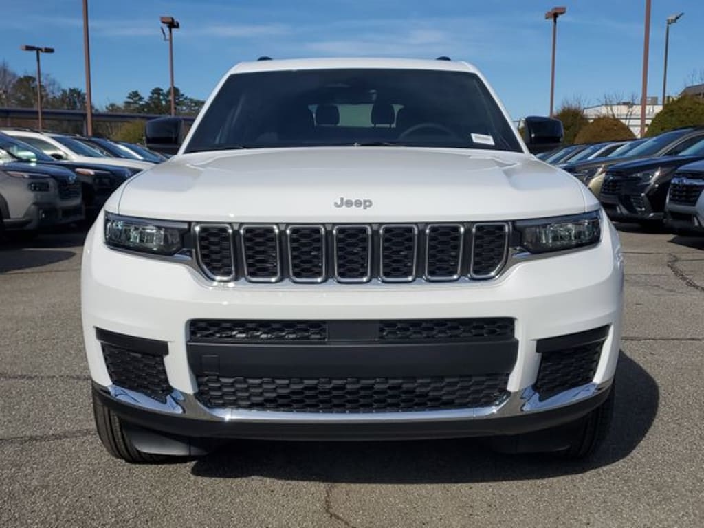 New 2025 Jeep Grand Cherokee L LAREDO X 4X2 Sport Utility