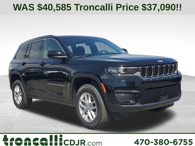 Diamond Black Crystal Pearlcoat 2026 Jeep Grand Cherokee Laredo RWD SUV / Crossover 4X2 8-Speed Automatic