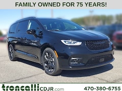 New 2026 Chrysler Pacifica SELECT Passenger Van in Cumming GA