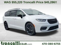 2026 Chrysler Pacifica LIMITED Passenger Van