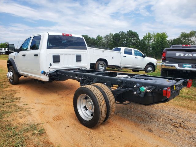 2025 Ram 5500 Tradesman photo 4