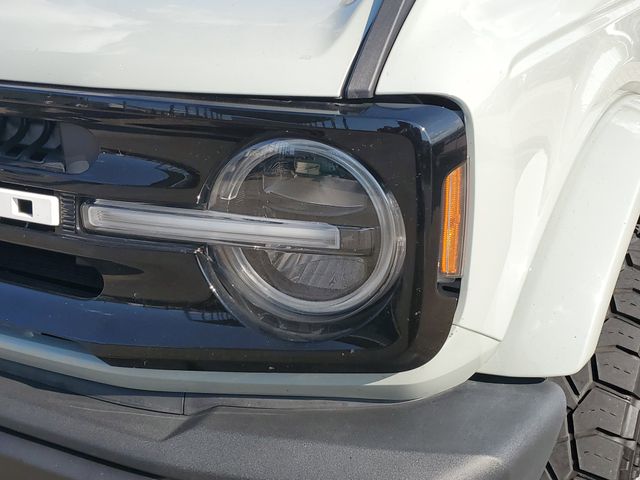 2023 Ford Bronco Outer Banks photo 4