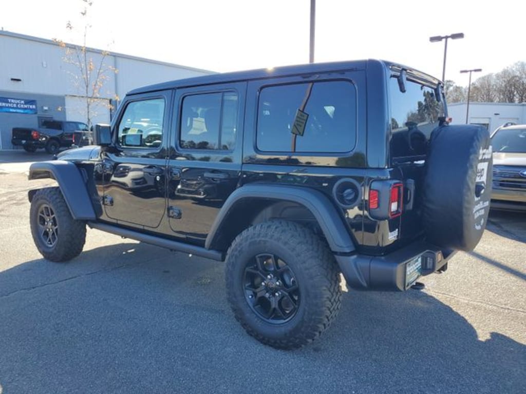 New 2026 Jeep Wrangler 4-DOOR WILLYS Sport Utility