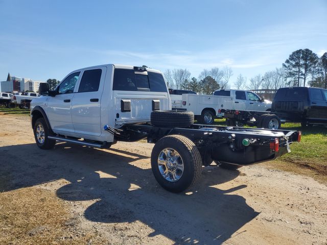 2026 Ram 3500 Tradesman photo 4