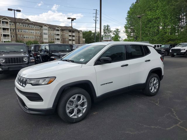 2025 Jeep Compass Sport photo 3