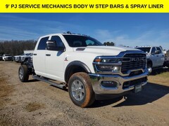 2026 Ram 3500 Chassis Cab TRADESMAN CREW   4X4 60' CA Pickup