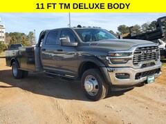 2026 Ram 5500 Chassis Cab TRADESMAN  CREW  4X4 84' CA Pickup