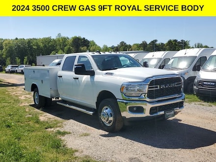 2024 Ram 3500 Chassis Cab 3500 TRADESMAN CREW CAB CHASSIS 4X4 60' CA Pickup