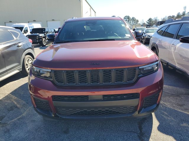 2023 Jeep Grand Cherokee Altitude photo 3
