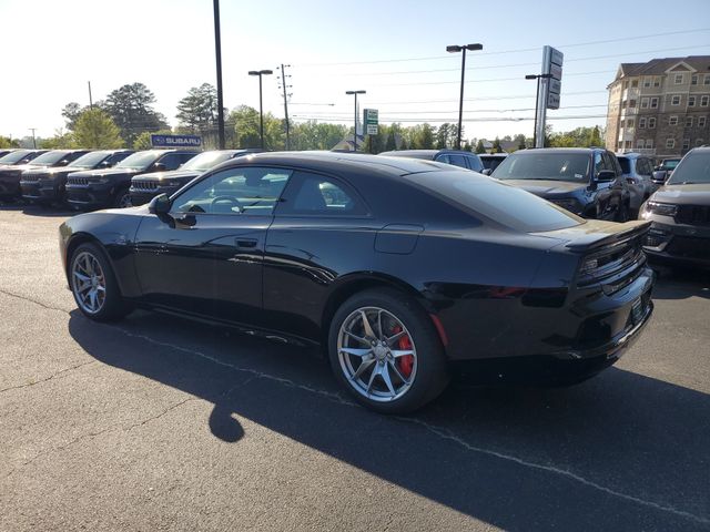 2025 Dodge Charger R/T Scat Pack AWD photo 4