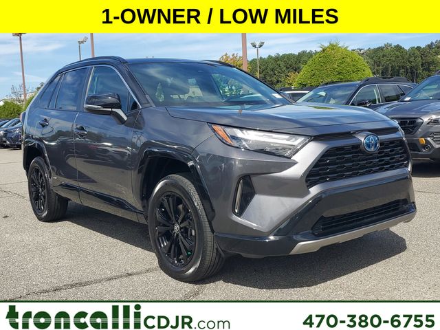 2022 Toyota RAV4 XSE's photo