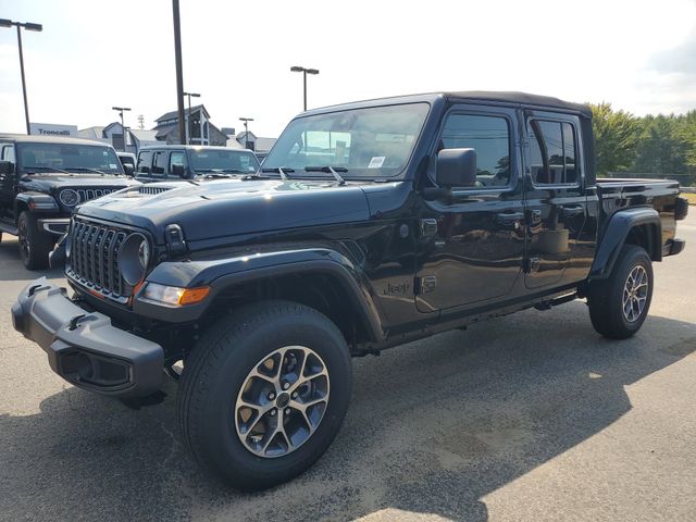 2025 Jeep Gladiator Sport S photo 3