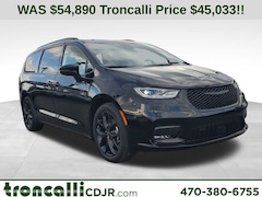 New 2026 Chrysler Pacifica LIMITED Passenger Van in Cumming GA