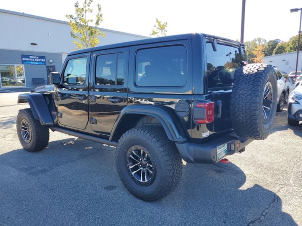New 2026 Jeep Wrangler 4-DOOR RUBICON X Sport Utility