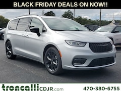 2026 Chrysler Pacifica LIMITED Passenger Van