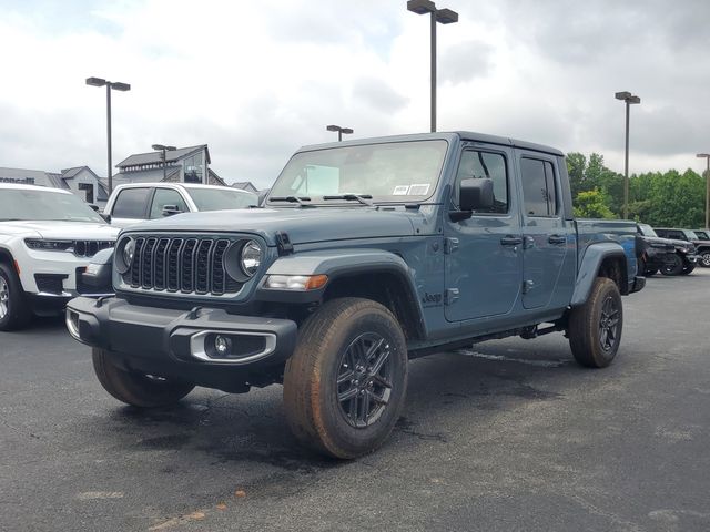 2025 Jeep Gladiator Sport S photo 3
