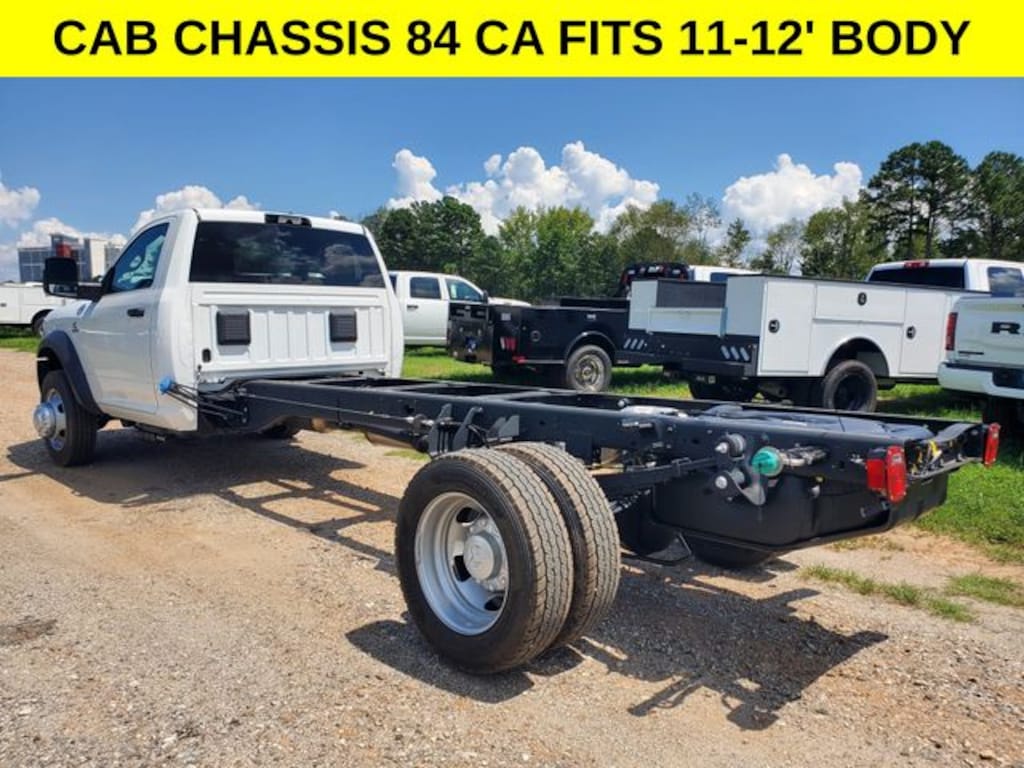 New 2026 Ram 5500 Chassis Cab TRADESMAN REGULAR 4X2 84' CA Pickup