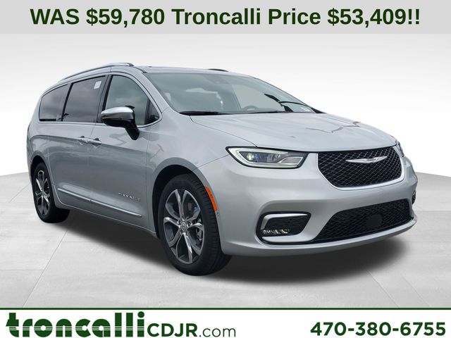 2026 Chrysler Pacifica Pinnacle's photo
