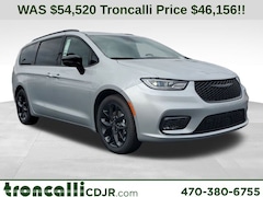 New 2026 Chrysler Pacifica LIMITED Passenger Van in Cumming GA