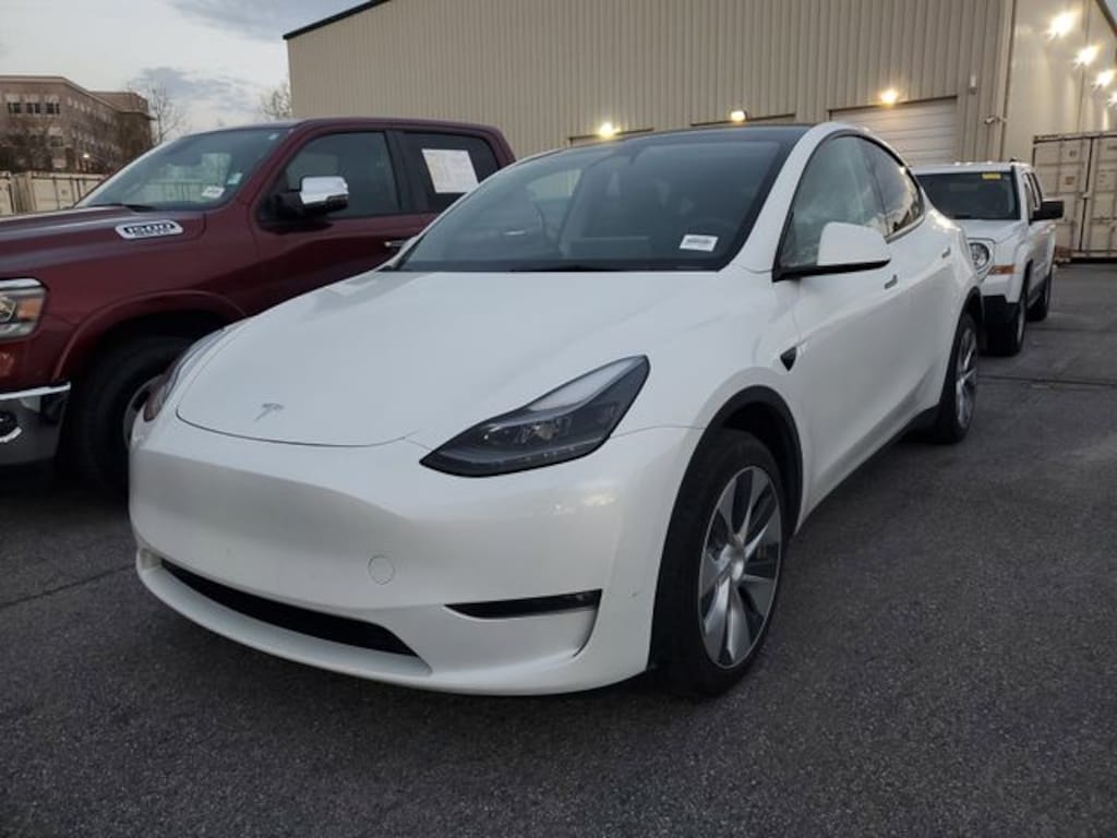 Used 2023 Tesla Model Y Long Range SUV