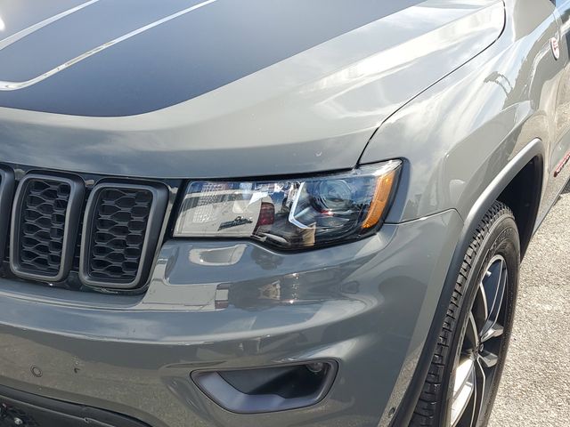 2021 Jeep Grand Cherokee Trailhawk photo 3