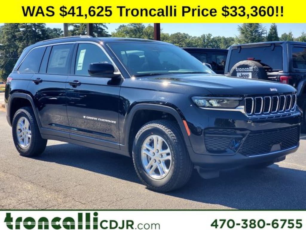 New 2025 Jeep Grand Cherokee LAREDO 4X4 Sport Utility
