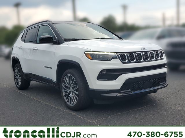 2023 Jeep Compass Limited 4X4's photo