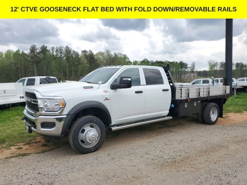 New 2024 Ram 5500 Chassis Cab 5500 TRADESMAN CHASSIS CREW CAB 4X4 84' CA Pickup