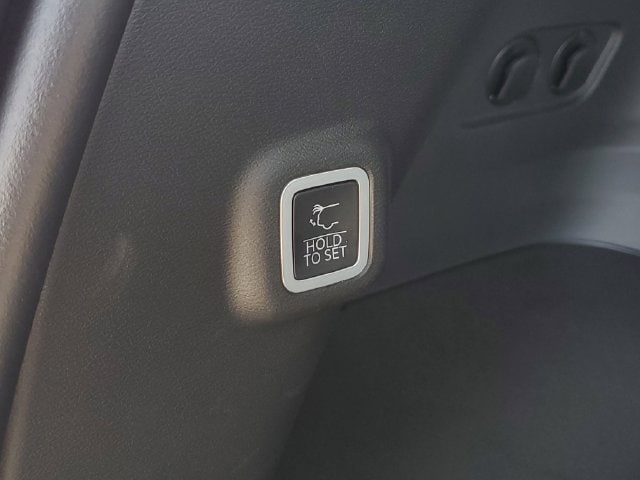 2026 Jeep Cherokee Limited - Photo 11
