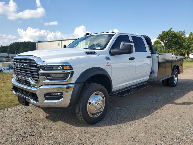 2025 Ram 5500 Tradesman photo 3