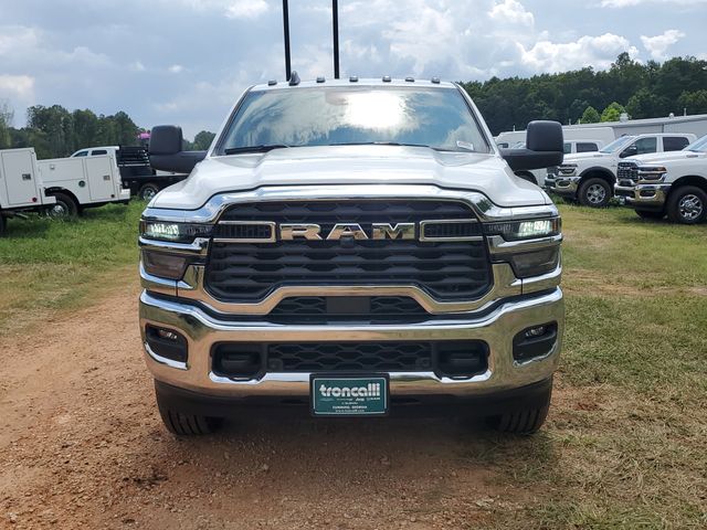 2025 Ram 2500 Tradesman photo 2