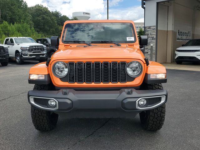 2025 Jeep Gladiator Sport photo 2