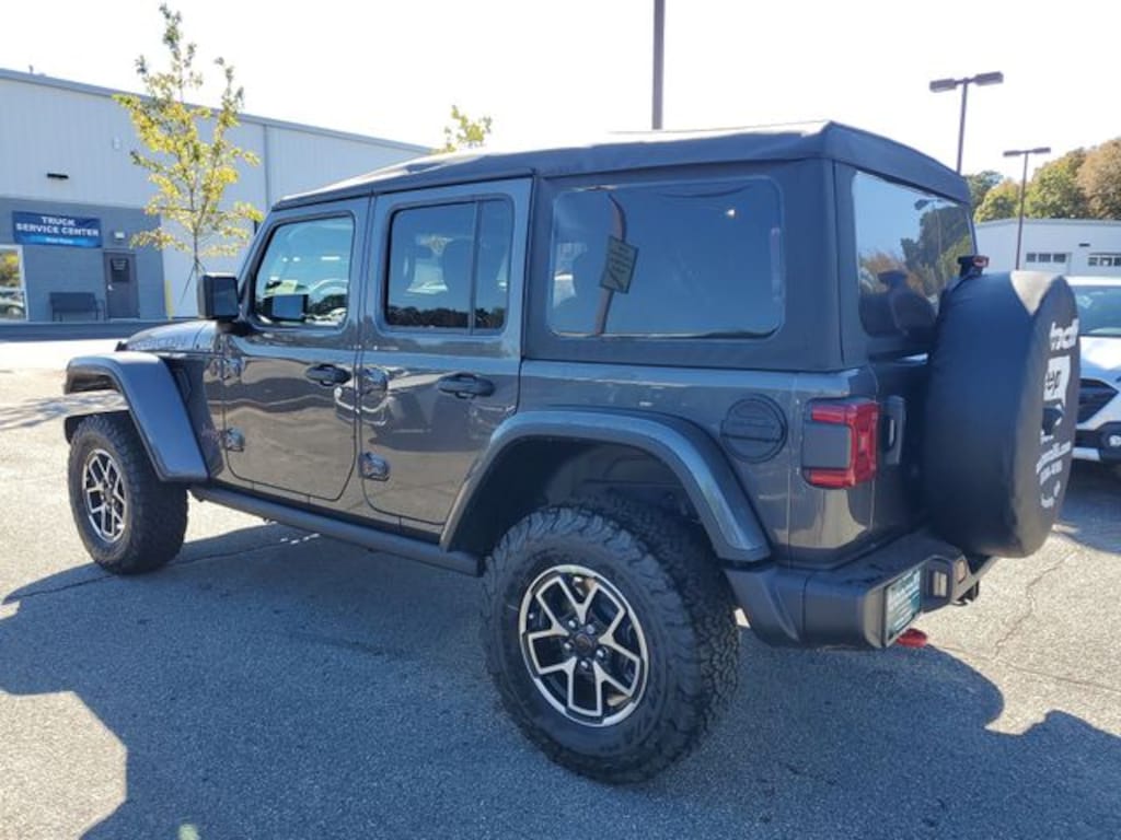 New 2026 Jeep Wrangler 4-DOOR RUBICON Sport Utility