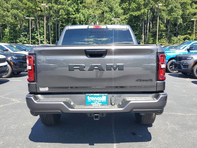 2025 Ram 1500 Tradesman photo 3