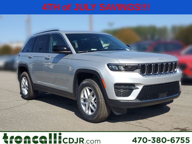 Silver Zynith 2026 Jeep Grand Cherokee SUV / Crossover 4X2 8-Speed Automatic