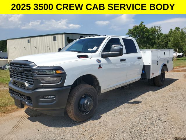 2025 Ram 3500 Tradesman photo 3