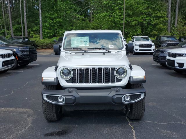 2025 Jeep Wrangler Sahara photo 2
