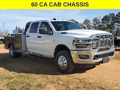2025 Ram 3500 Chassis Cab TRADESMAN CREW   4X4 60' CA Pickup